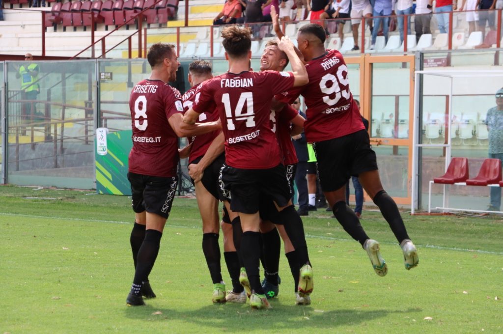 Reggina-Cittadella esultanza gol Gagliolo