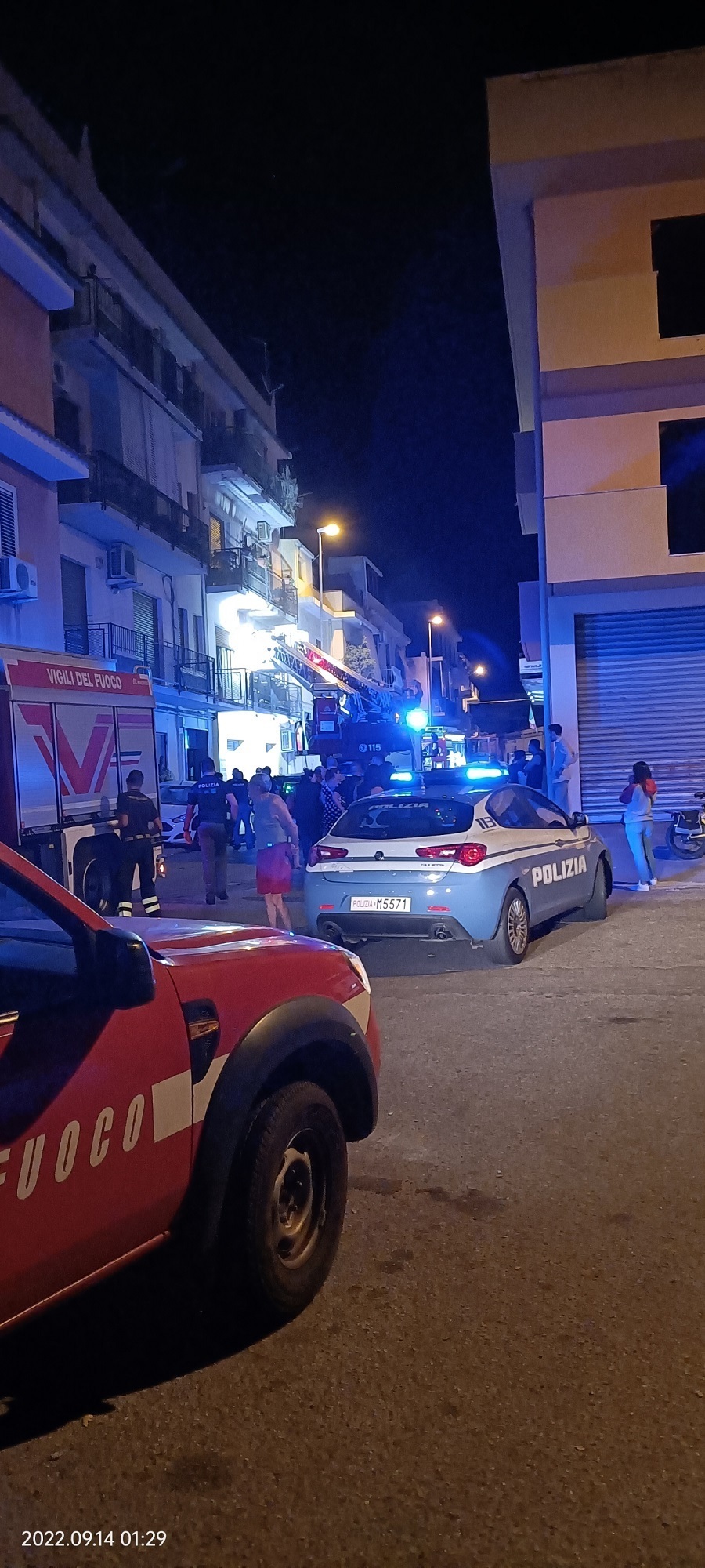 incendio via furnari reggio calabria