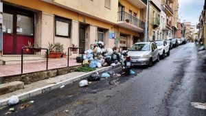 rifiuti Via Vecchia Cimitero