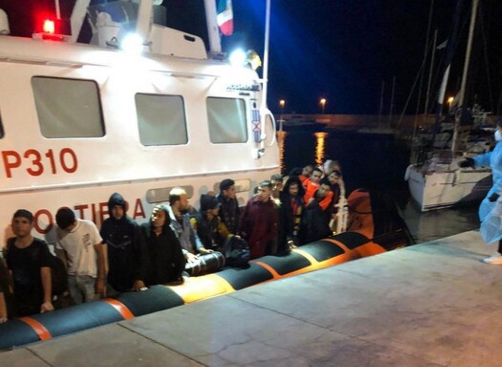 sbarco migranti