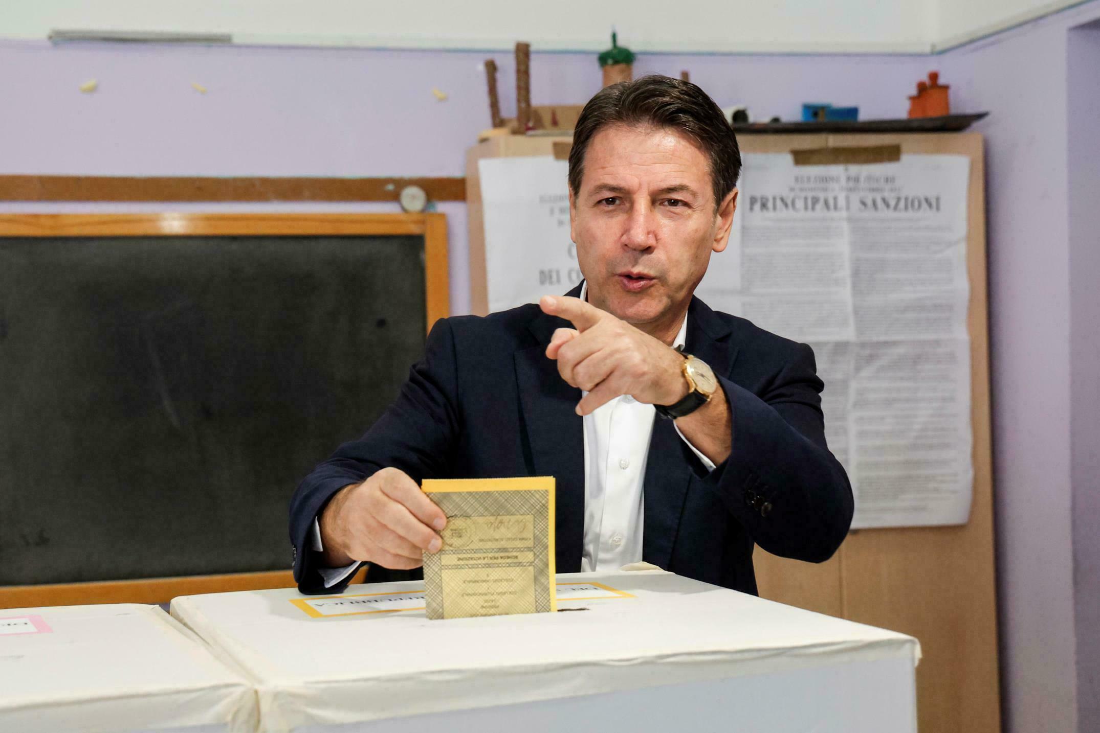 voto giuseppe Conte elezioni politiche 25 settembre 2022 (3)