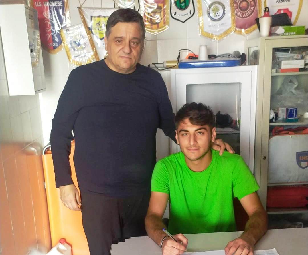 Cosimo Sprovieri con il dirigente Costanzo Cloro Bocale