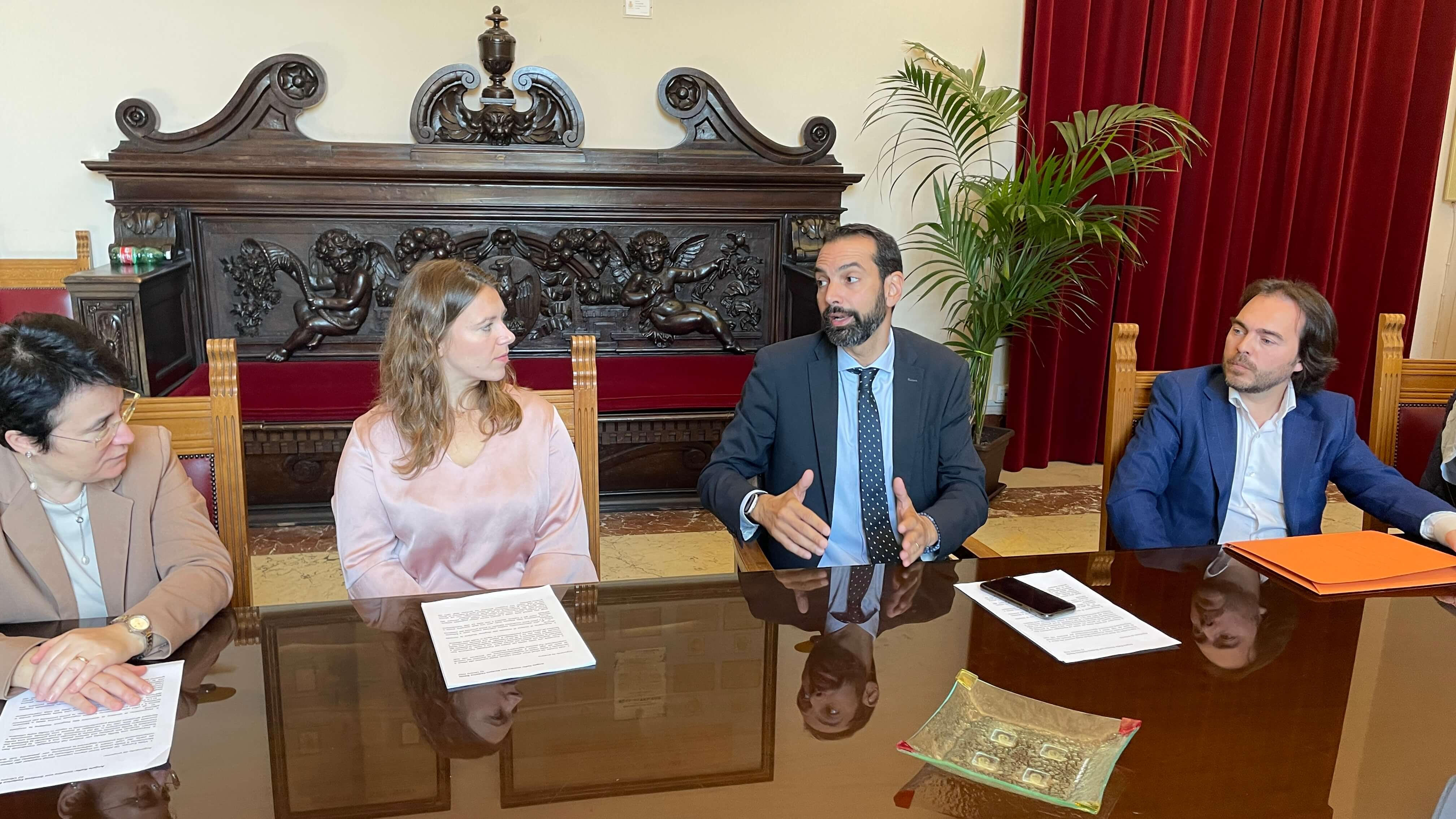Incontro Sindaco Basile e Angela Raffa