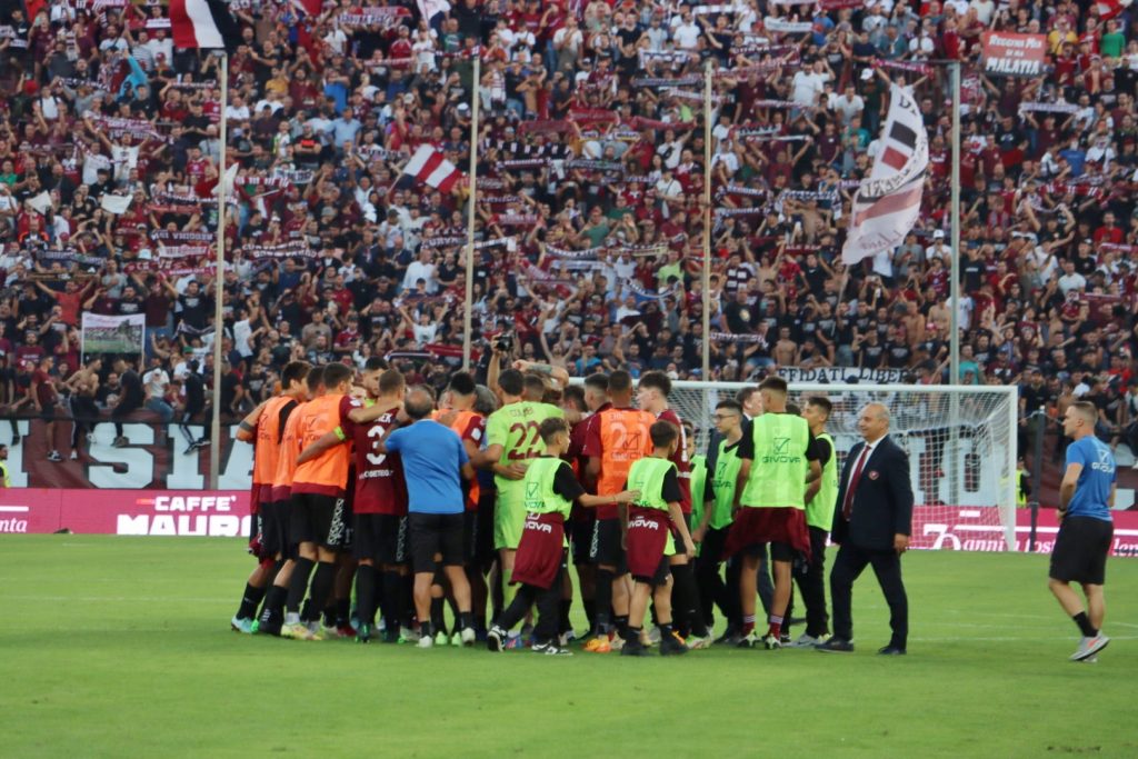 Reggina-Cosenza festa Granillo Curva Sud tifosi