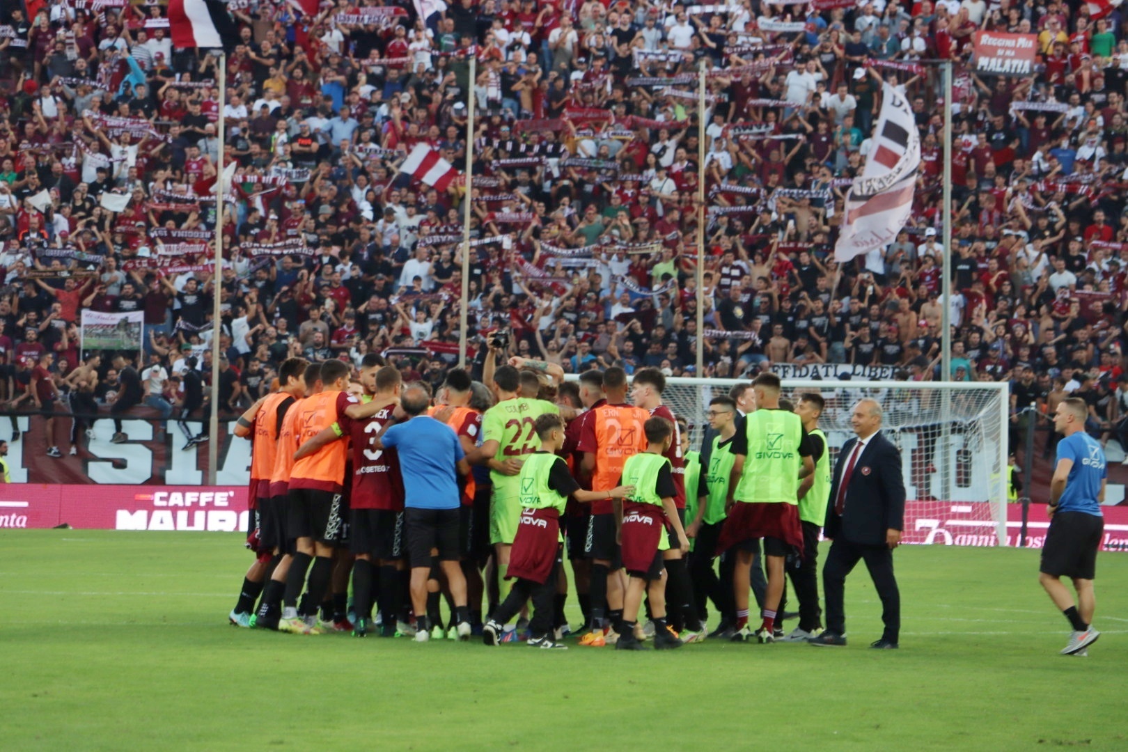 Reggina-Cosenza festa Granillo Curva Sud tifosi