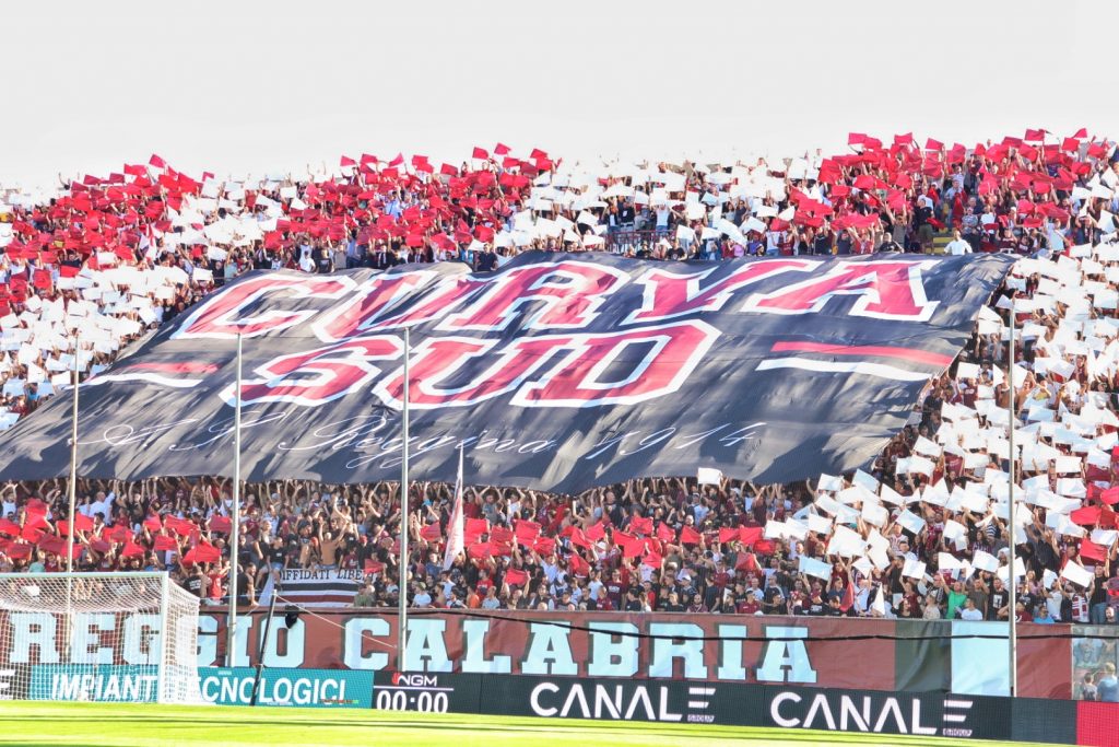 Reggina-Cosenza coreografia