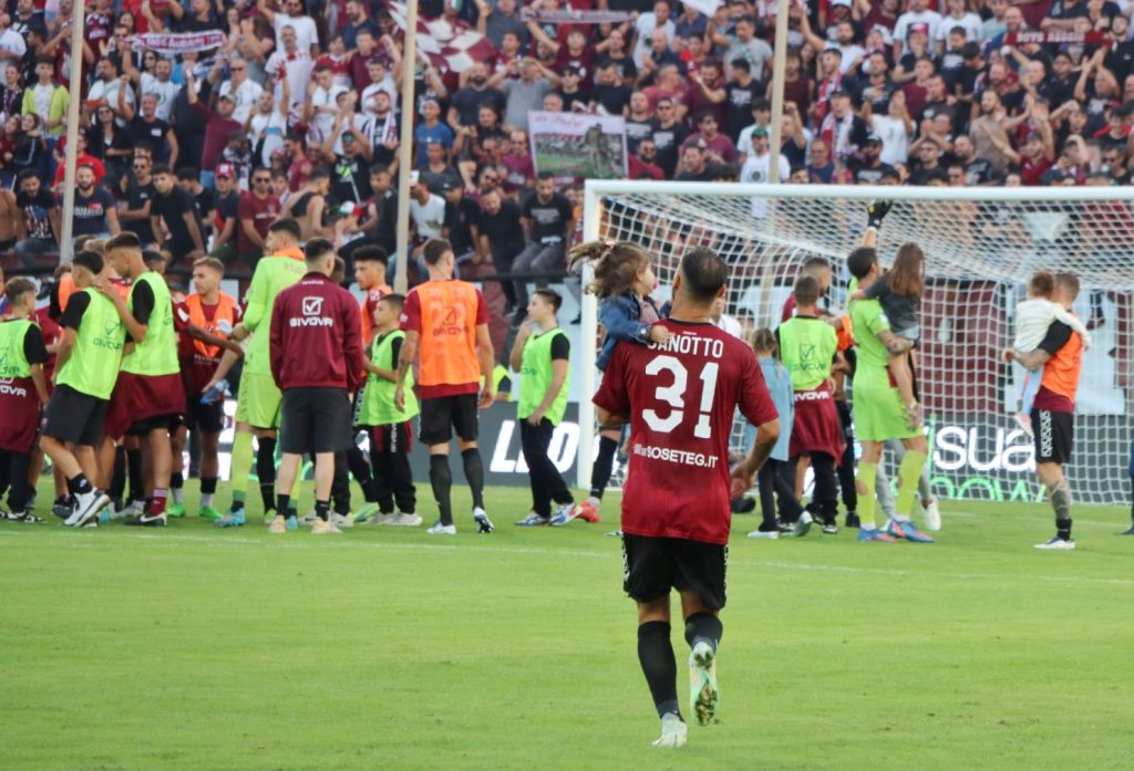 Reggina-Cosenza festa Granillo Curva Sud tifosi