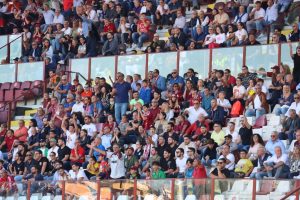 Reggina-Perugia tribuna tifosi granillo
