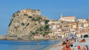 Scilla gente al mare
