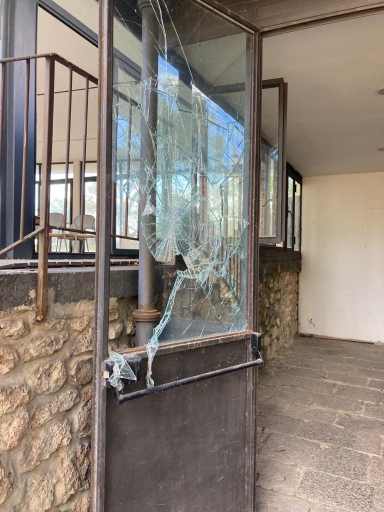 atto vandalico forte ogliastri