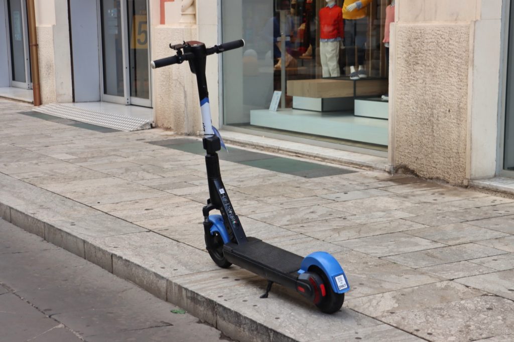 monopattini reggio calabria divieti regole