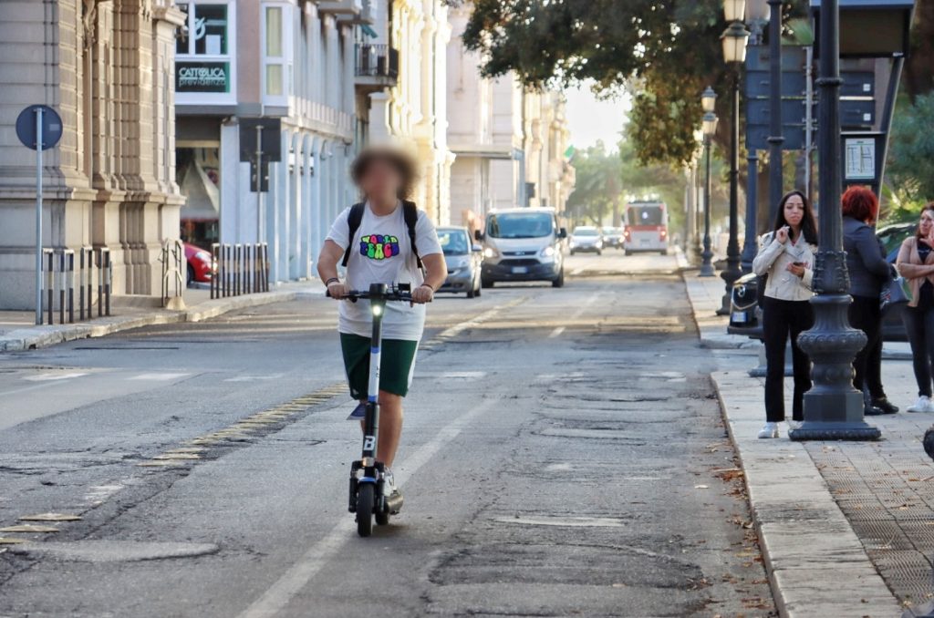 monopattini reggio calabria divieti regole