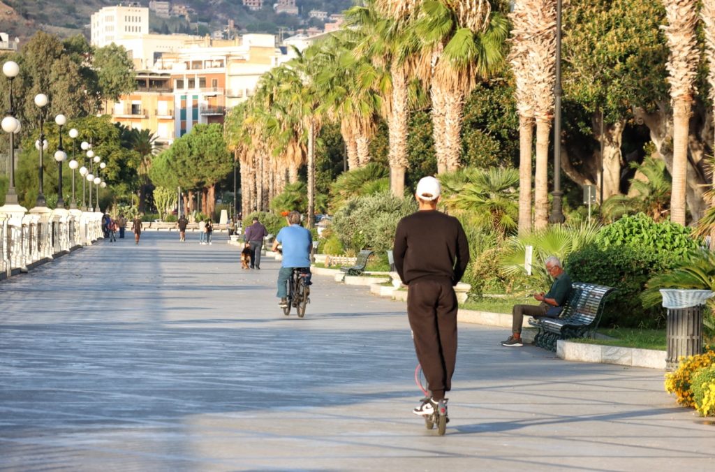 monopattini reggio calabria divieti regole