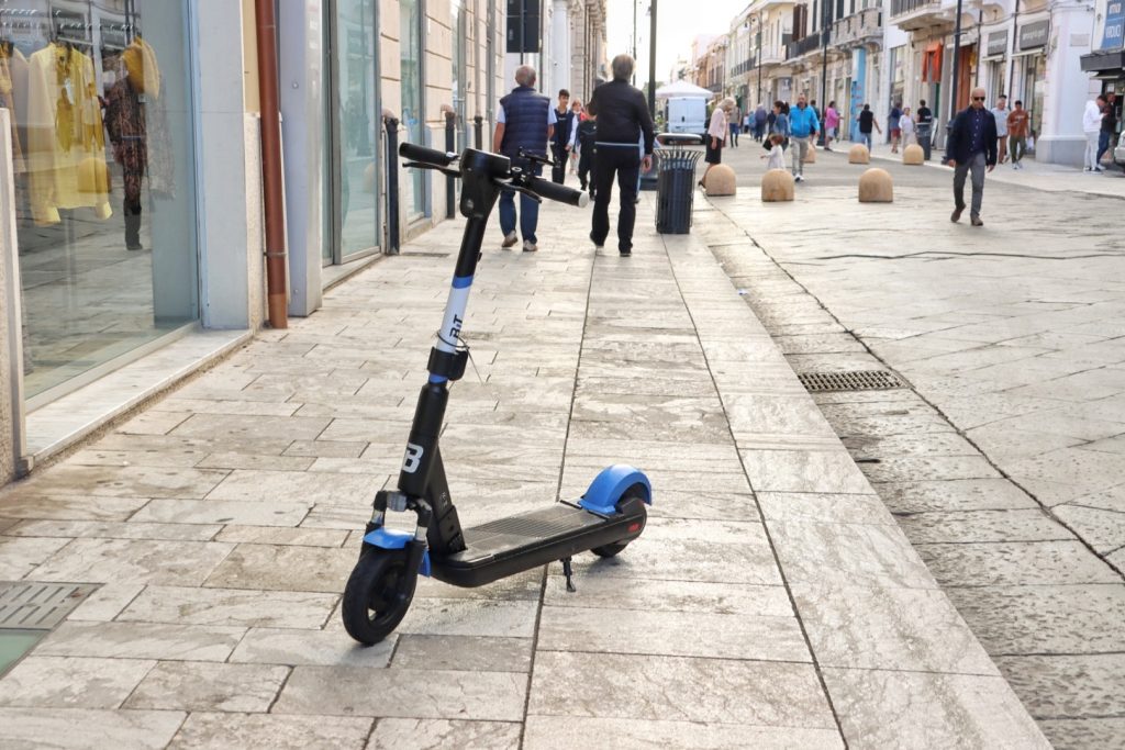 monopattini reggio calabria divieti regole