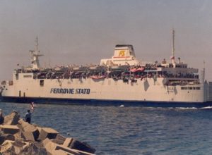 nave reggina diretta a sassari