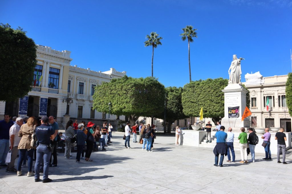 protesta libera piazza italia