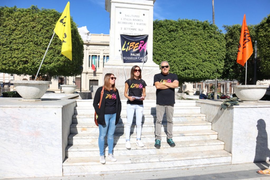 protesta libera piazza italia