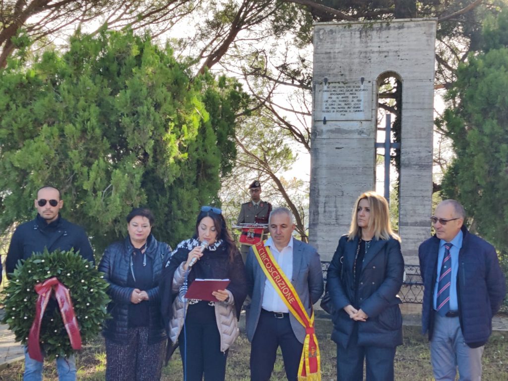 Cerimonia in onore ai caduti a Castanea