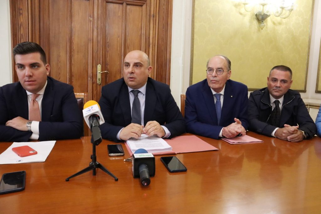 Conferenza stampa minoranza