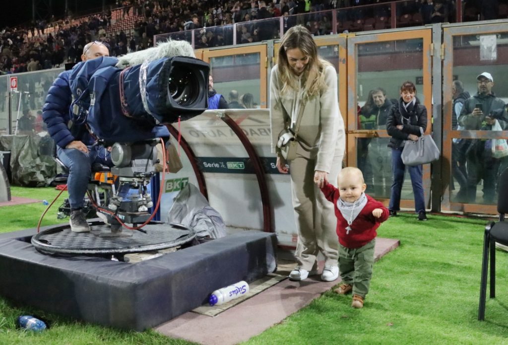 Festa Reggina-Genoa moglie e figlio Inzaghi Angela Robusti Edoardo