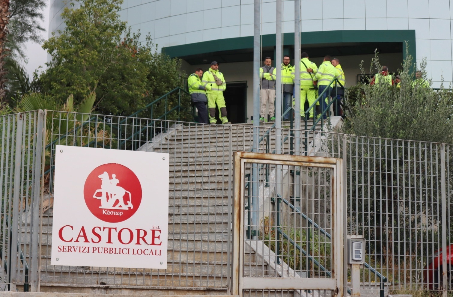 Lavoratori castore protestano (4)
