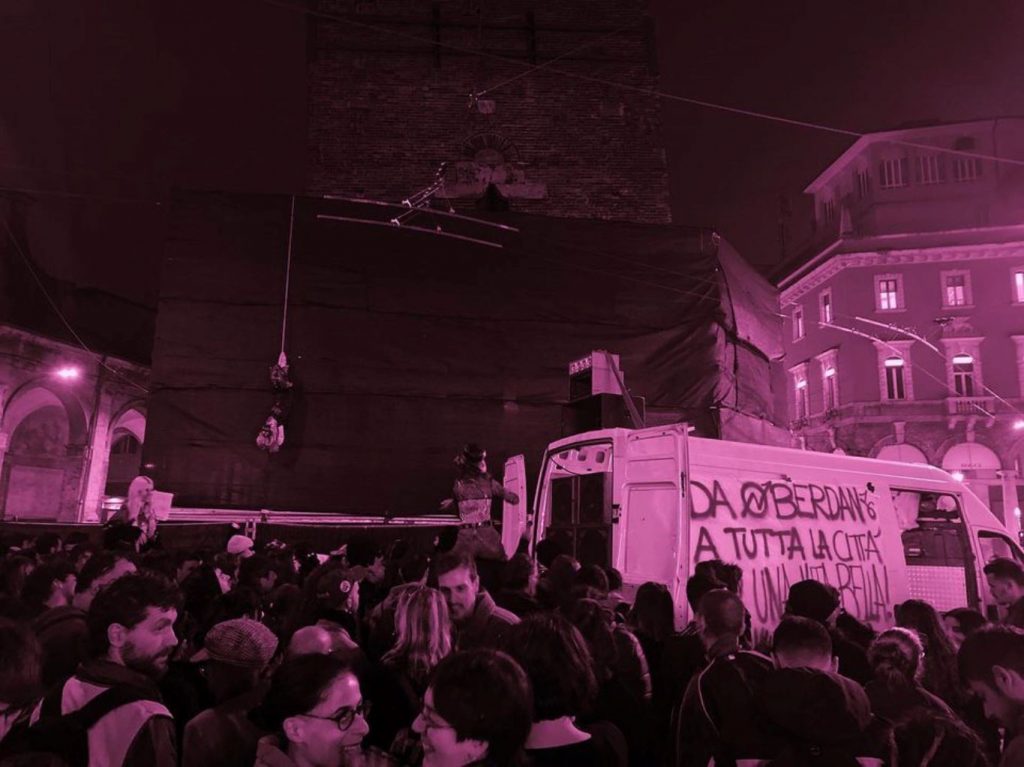 Manifestazione Bologna anti meloni