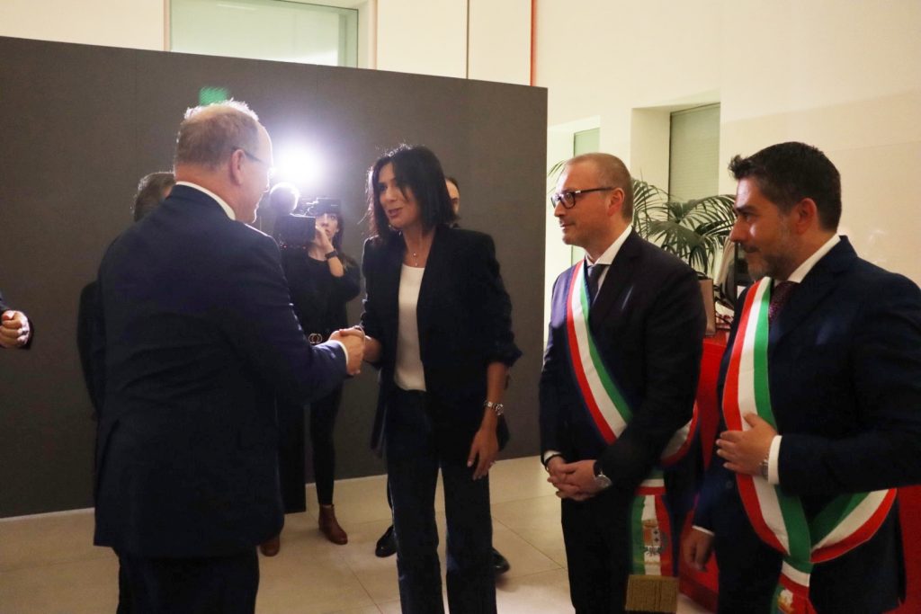 Principe Alberto II di Monaco al museo di reggio calabria