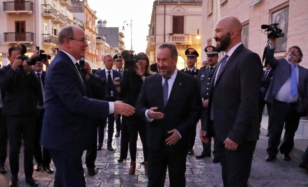 Principe Alberto II di Monaco al museo di reggio calabria