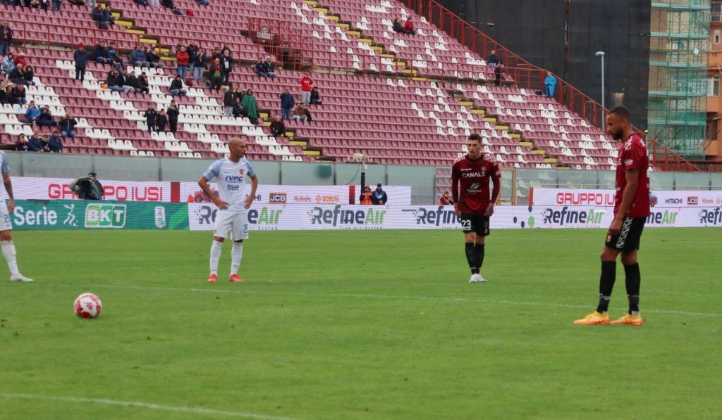Reggina-Benevento Hernani rigore gol 1-0