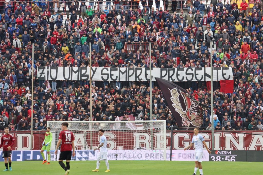 Reggina-Benevento Curva Sud tifosi Granillo