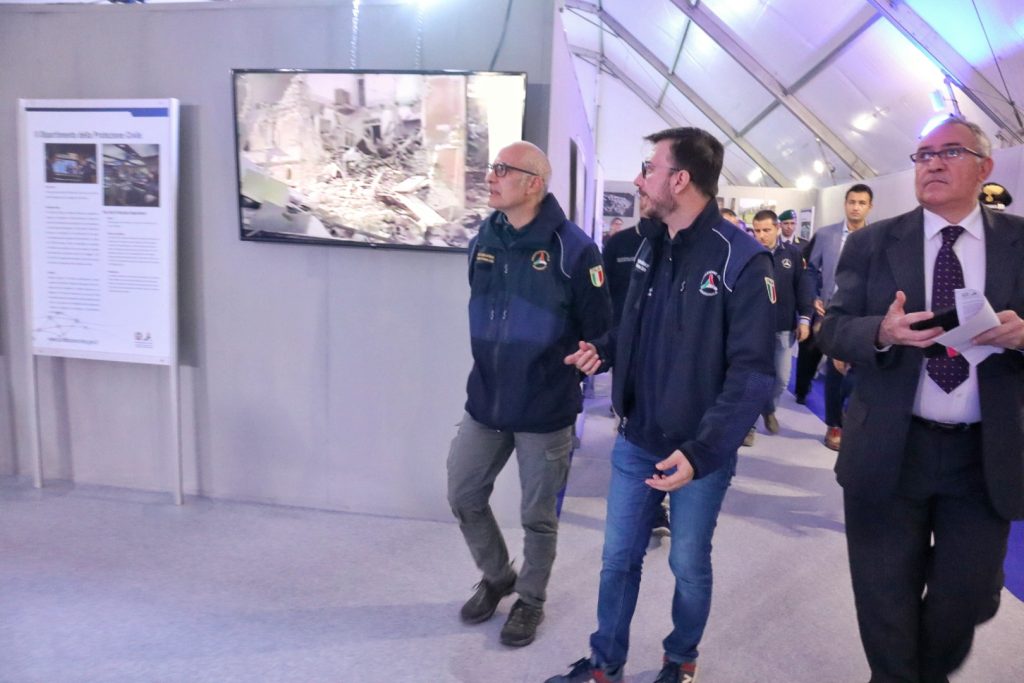 curcio costarella mostra terremoti d'italia
