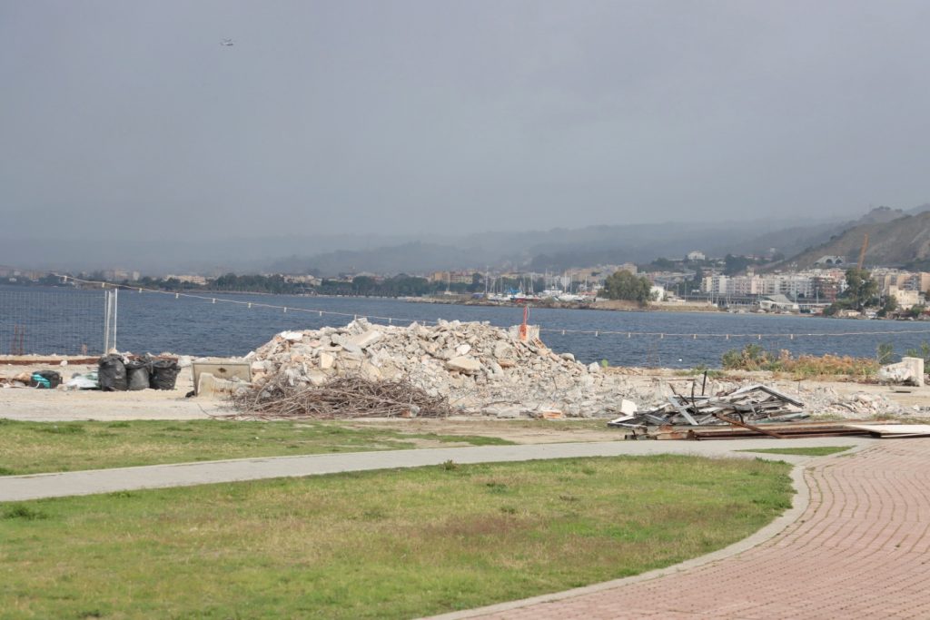 demolizione tempietto