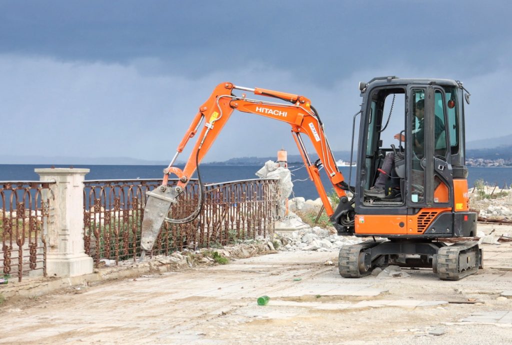 demolizione tempietto