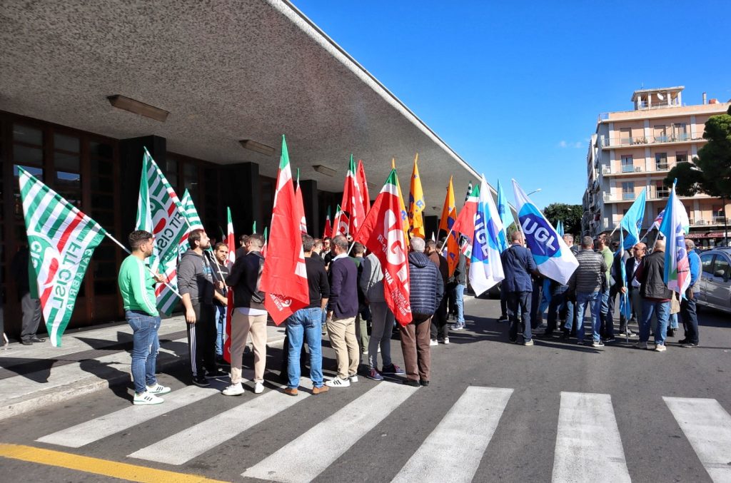 protesta sindacati reggio calabria