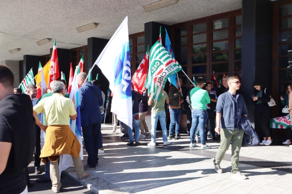protesta sindacati reggio calabria