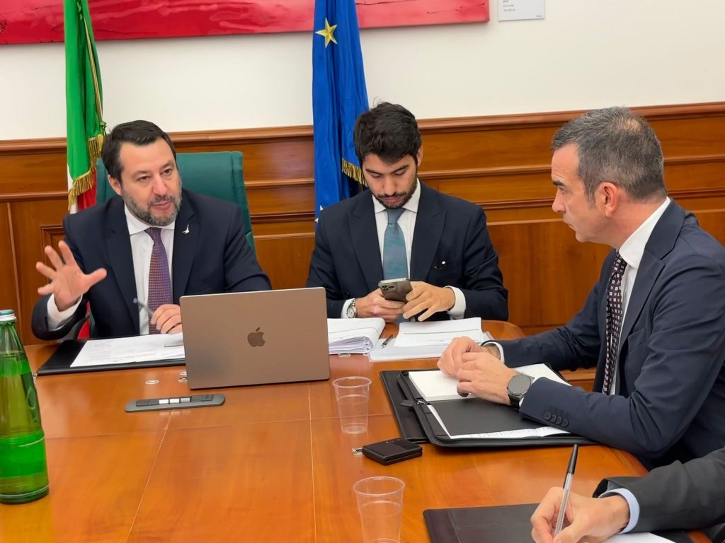 salvini occhiuto
