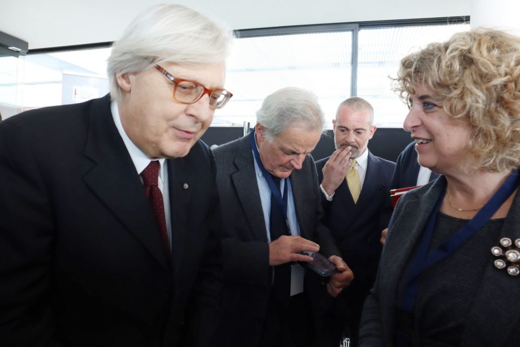 sgarbi al museo di reggio calabria