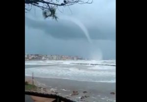 tornado crotone