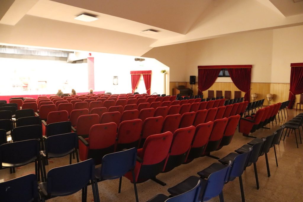Blu Sky cabaret torna in scena