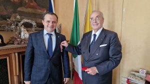 DE LUCA