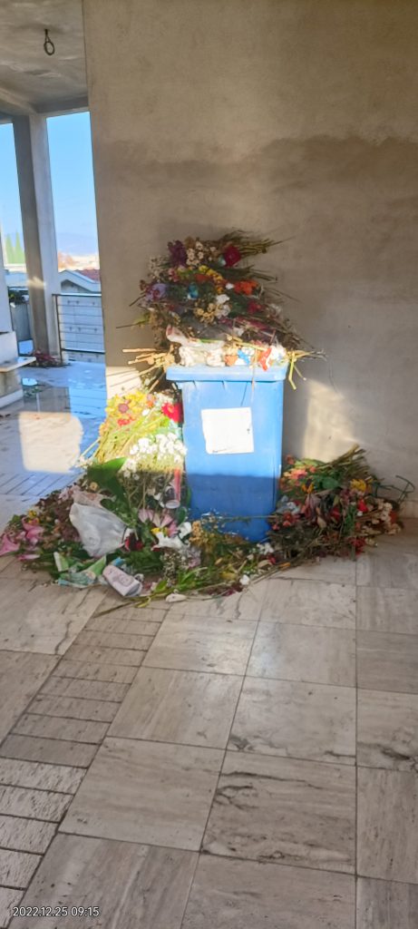 Degrado cimitero Condera (2)