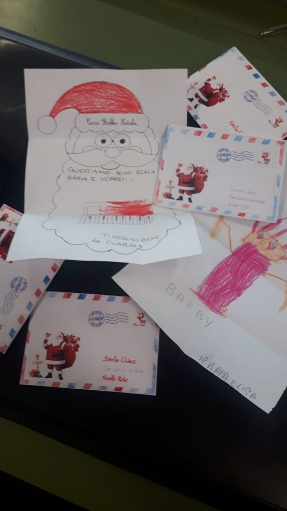 Evento di Natale bambini ufficio postale Varapodio