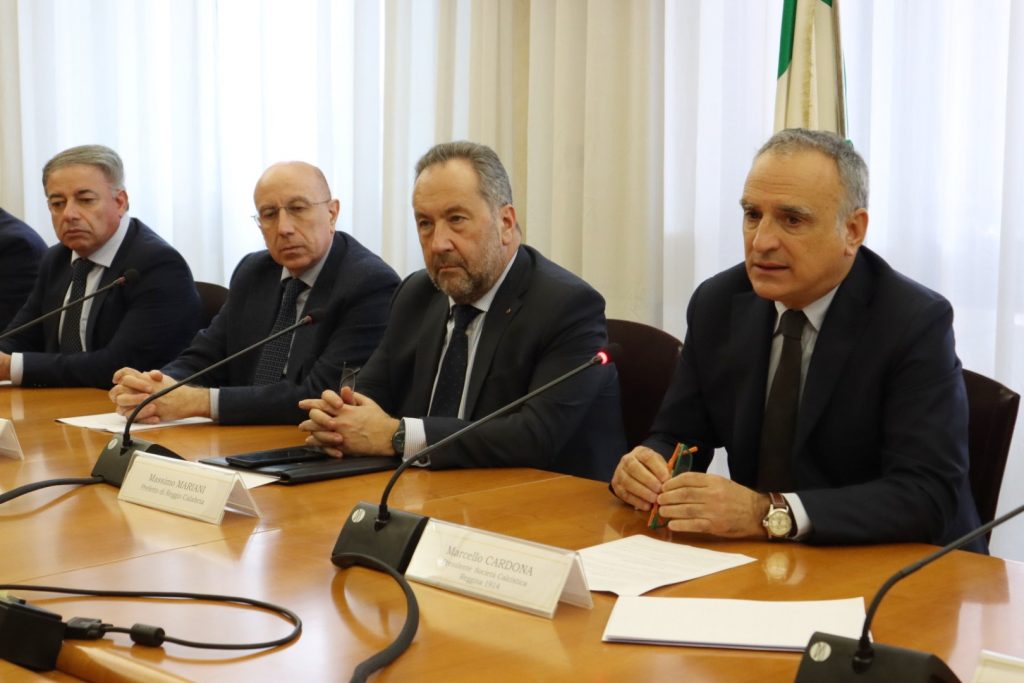 Firma protocollo d'intesa Reggina Calcio e Tribunale per i Minorenni di Reggio Calabria Mariani e Cardona