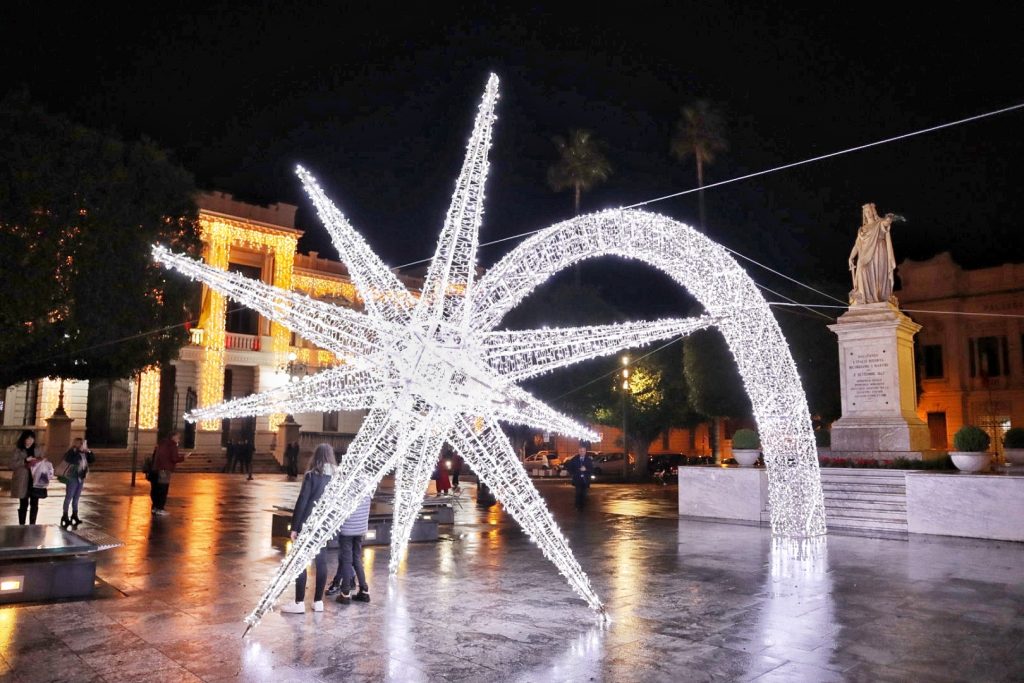 Luminarie 2022 natale reggio calabria (10)