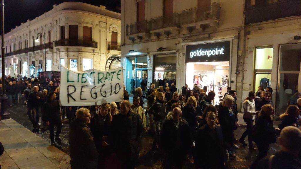 Manifestazione Reggio è morta Corso Garibaldi