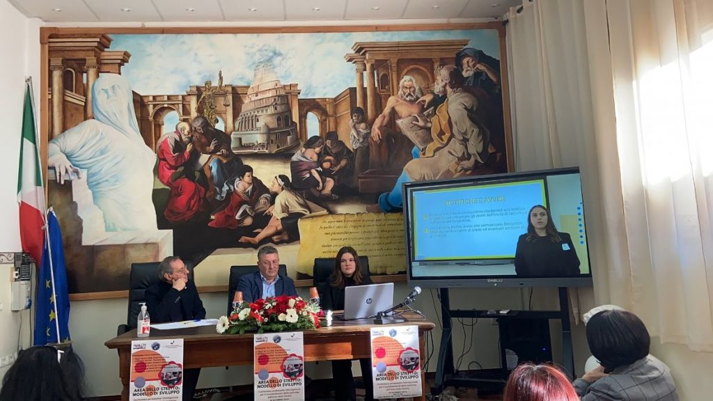 Presentazione progetti Area dello Stretto, Modello di sviluppo