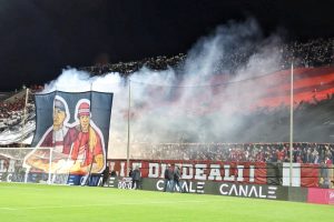 Coreografia Reggina-Bari Curva Sud tifosi Granillo