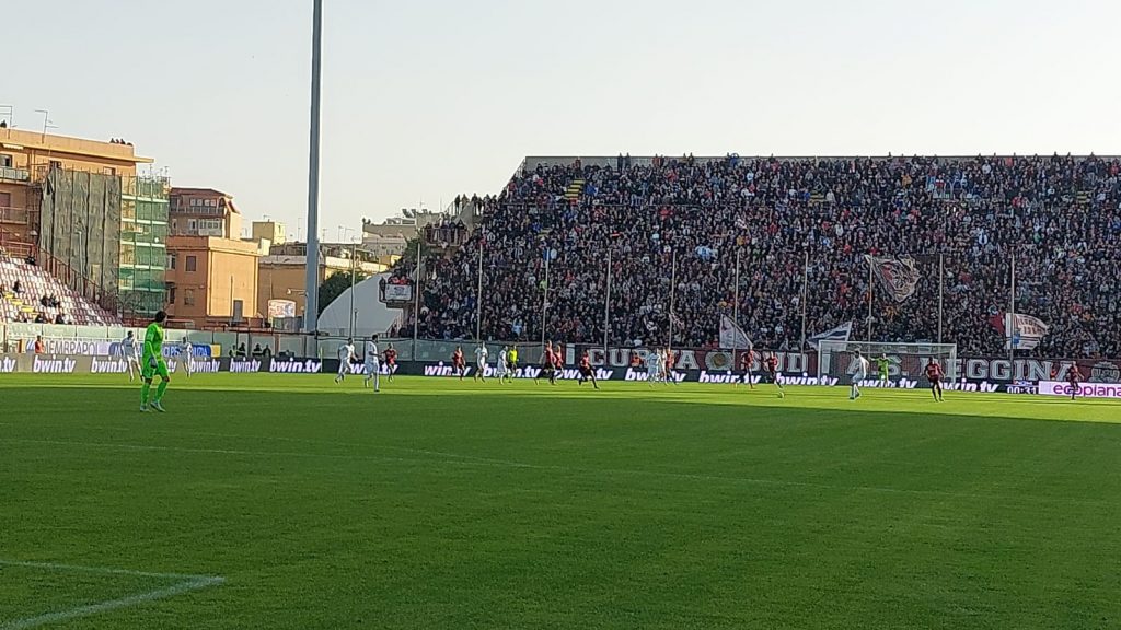 Reggina-Frosinone curva sud tifosi granillo