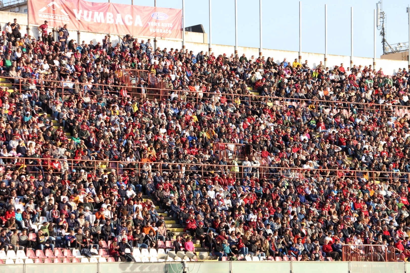 Reggina-Frosinone tifosi gradinata Granillo