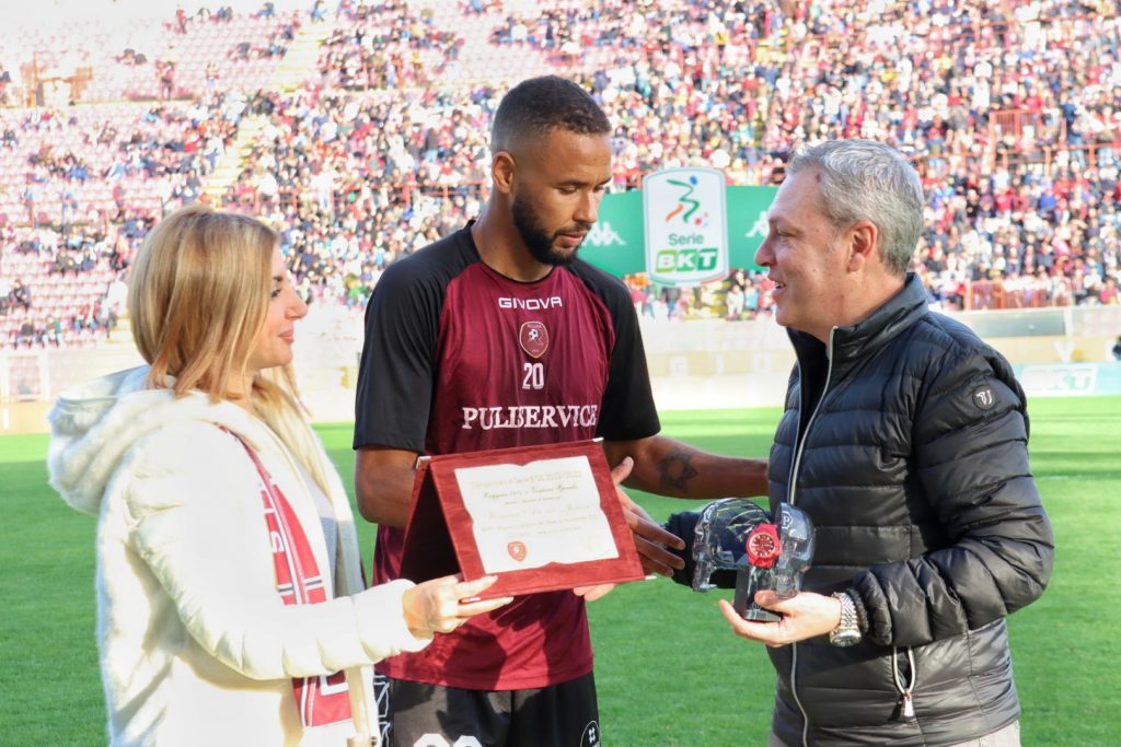 Reggina-Frosinone premiazione Hernani
